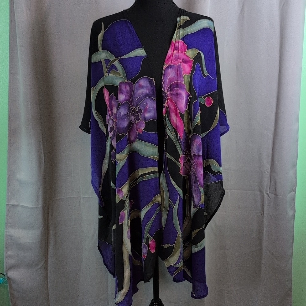 Avita‎ Vibrant Purple and Pink Floral Wrap